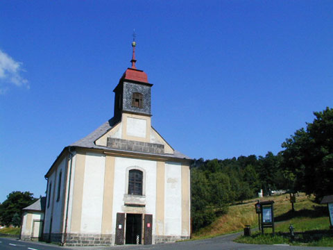 kostel sv. Anny v Tisé